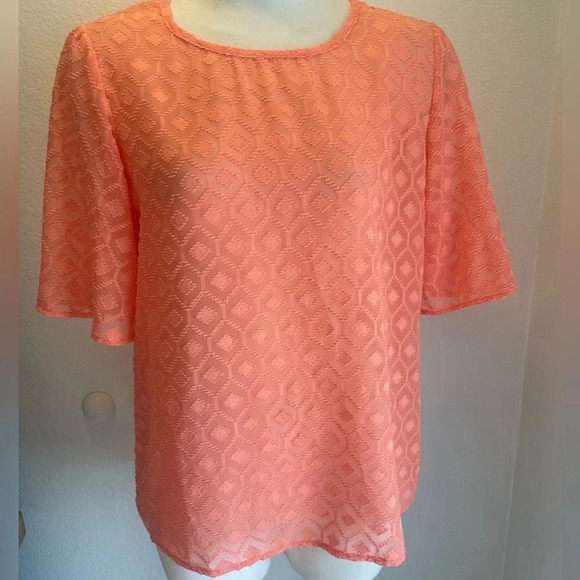 Cato women’s size small sheer Aztec embossed blouse coral lightweight keyhole - Picture 1 of 7